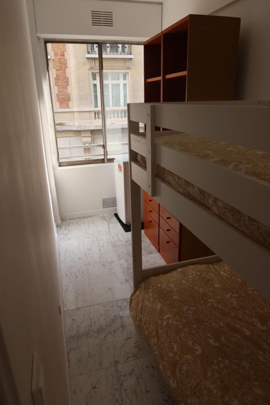 Ponthieu Appartement Paris
